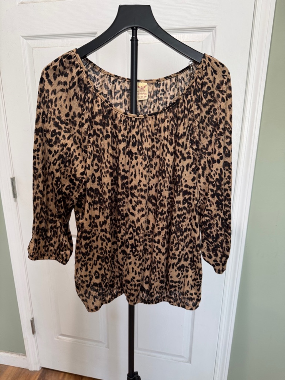 Leopard Print Scoop Neck Women's Top - Tan & Black by Faded Glory.